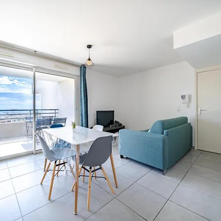 Magnifique 4 Pers,clim,parking Apartment *